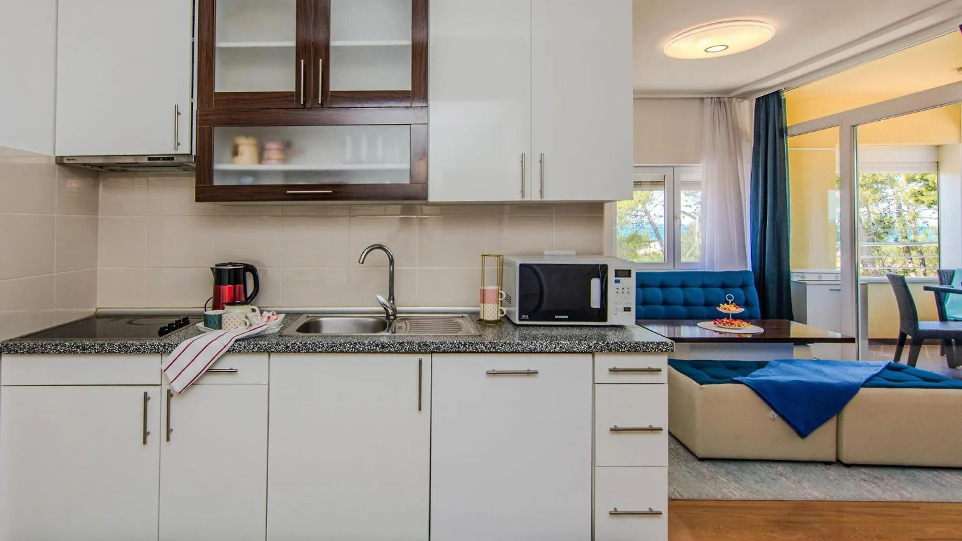 Gorgeous Apartment In Privlaka